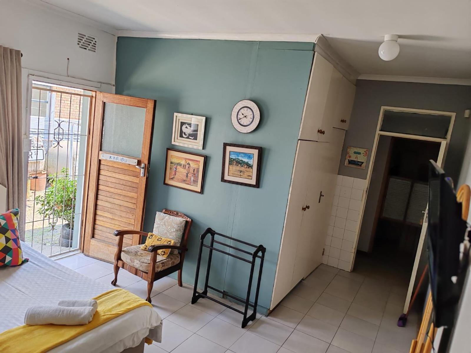 Suzies Huis Restaurant Bed And Breakfast Cape Town Exterior photo