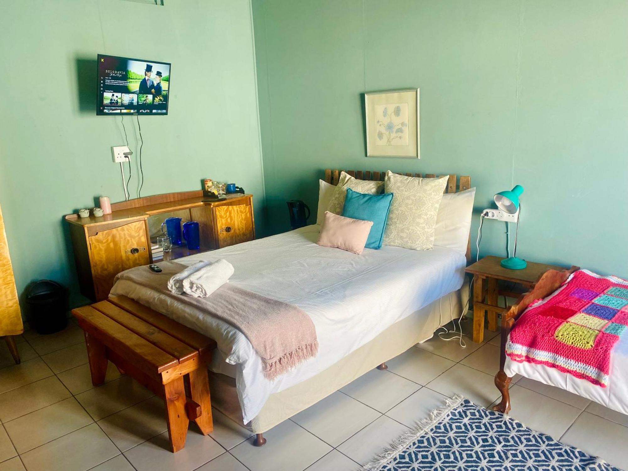 Suzies Huis Restaurant Bed And Breakfast Cape Town Exterior photo